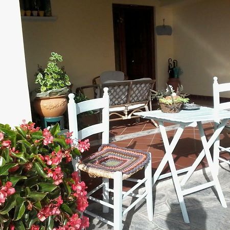 Casa Iovara Telese エクステリア 写真