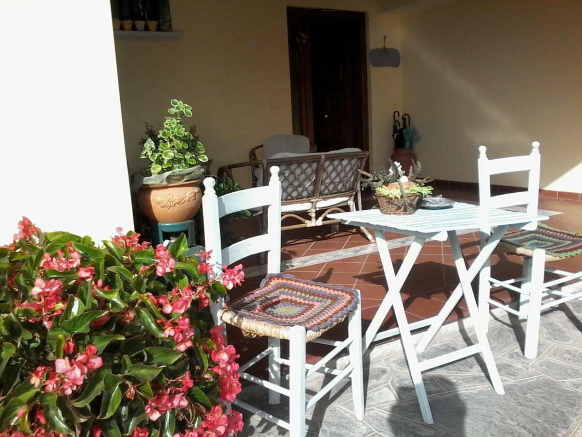 Casa Iovara Telese エクステリア 写真