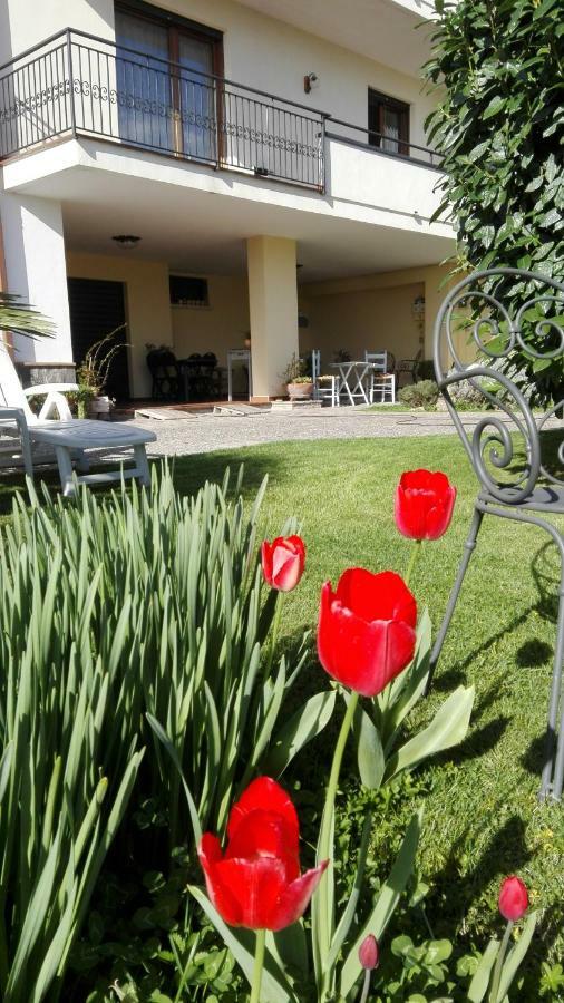 Casa Iovara Telese エクステリア 写真