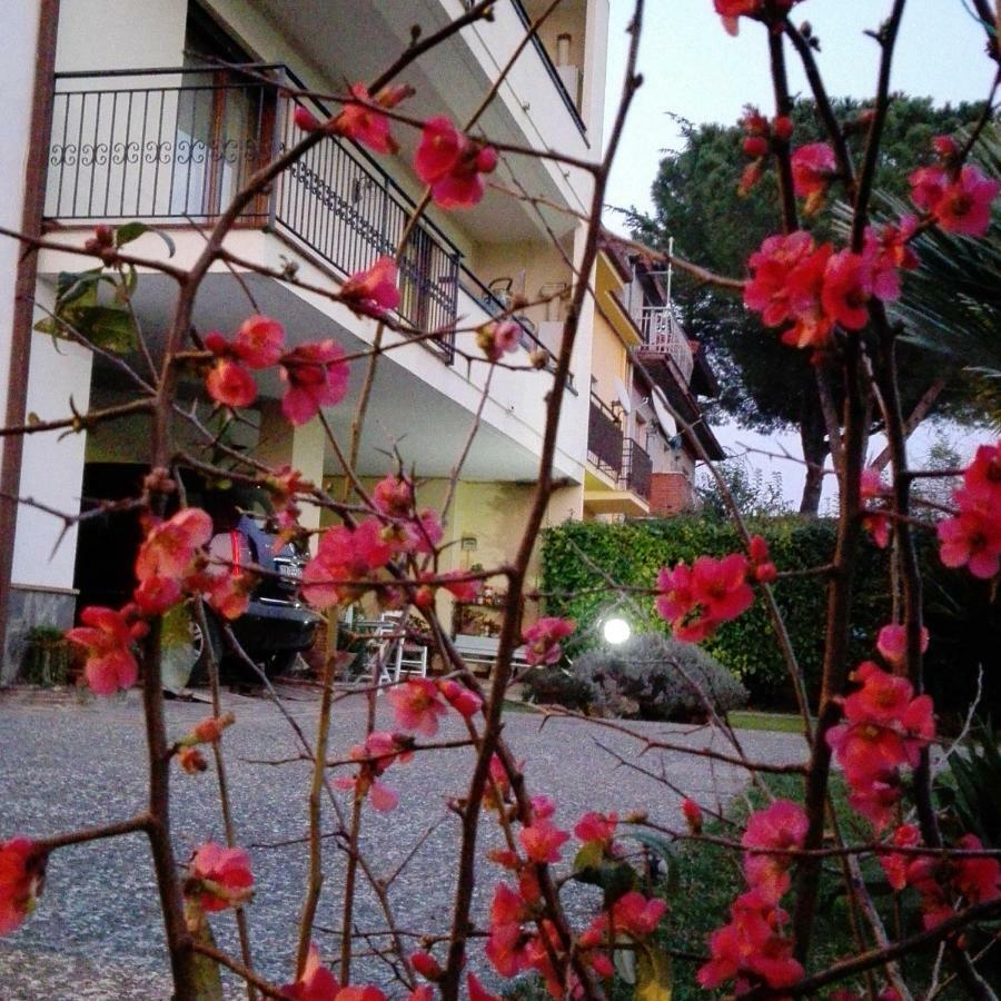 Casa Iovara Telese エクステリア 写真