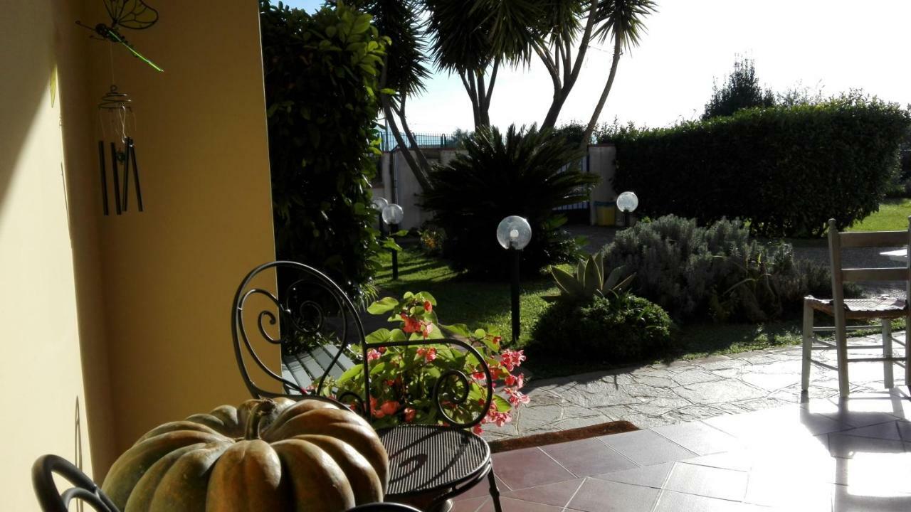 Casa Iovara Telese エクステリア 写真